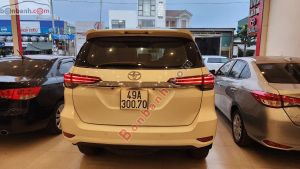 Xe Toyota Fortuner 2.4G 4x2 AT 2019