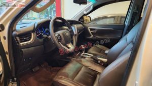 Xe Toyota Fortuner 2.4G 4x2 AT 2019