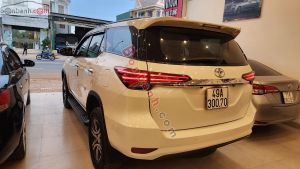 Xe Toyota Fortuner 2.4G 4x2 AT 2019