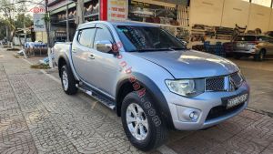 Xe Mitsubishi Triton GLS 4x4 AT 2013