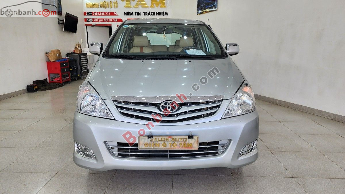 Toyota Innova G 2011