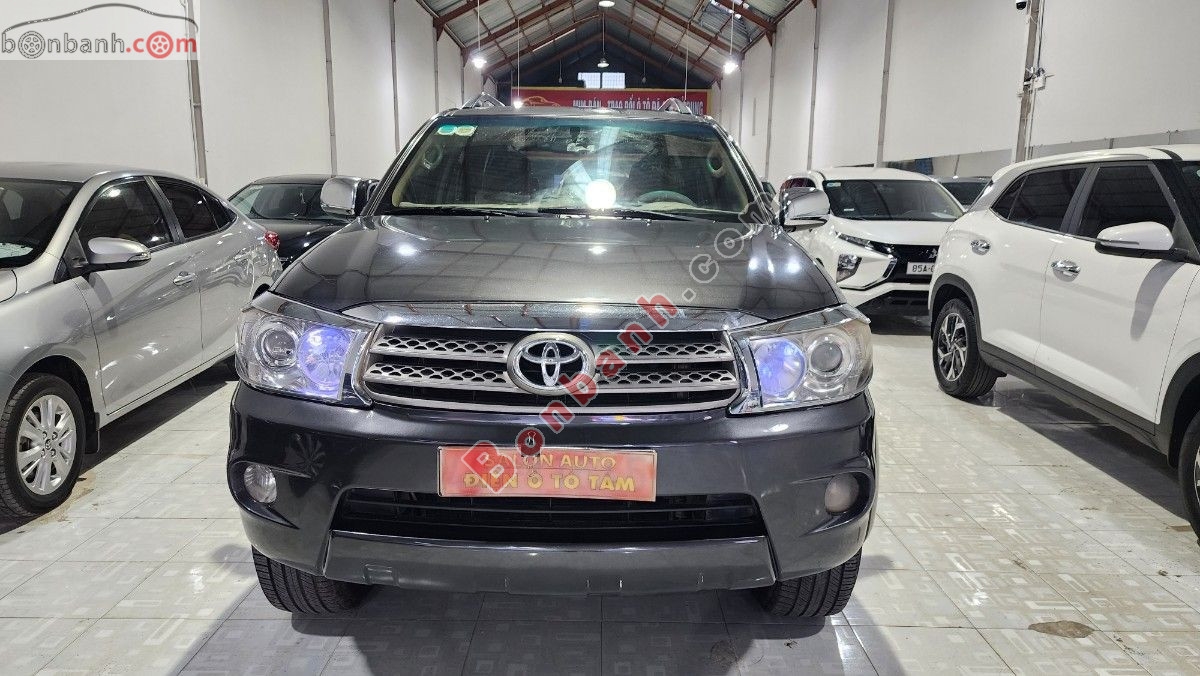 Toyota Fortuner 2.5G 2011