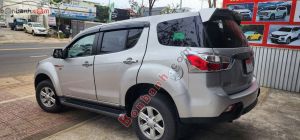 Xe Isuzu MU-X 2.5 4X2 MT 2017