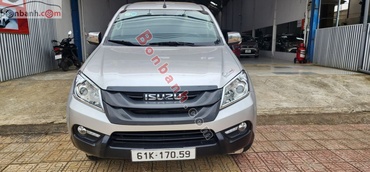 Isuzu MU-X 2.5 4X2 MT 2017