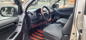 Xe Isuzu MU-X 2.5 4X2 MT 2017