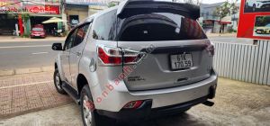Xe Isuzu MU-X 2.5 4X2 MT 2017