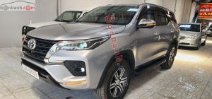 Xe Toyota Fortuner 2.4G 4x2 AT 2021